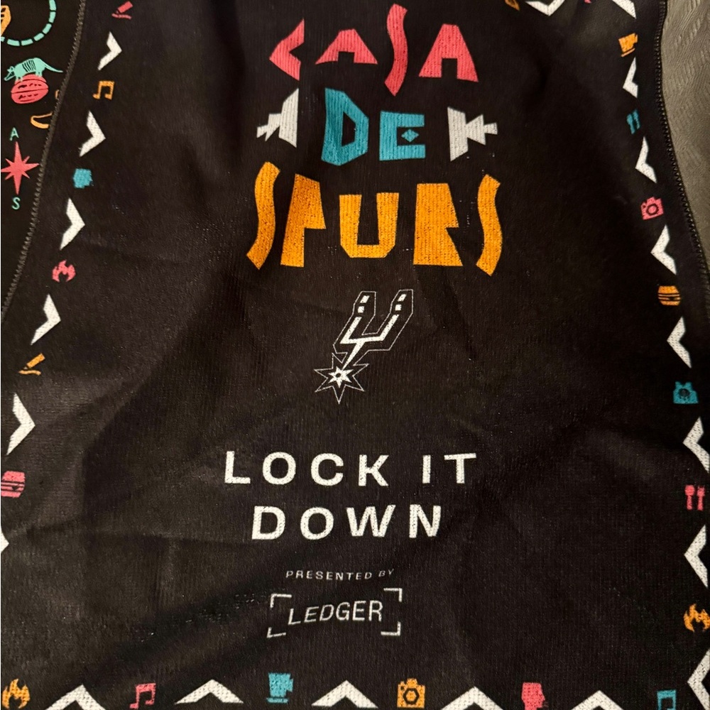 San Antonio Spurs Tote, Towel & Tattoo - Casa de Spurs - I35 series - Picture 3 of 4